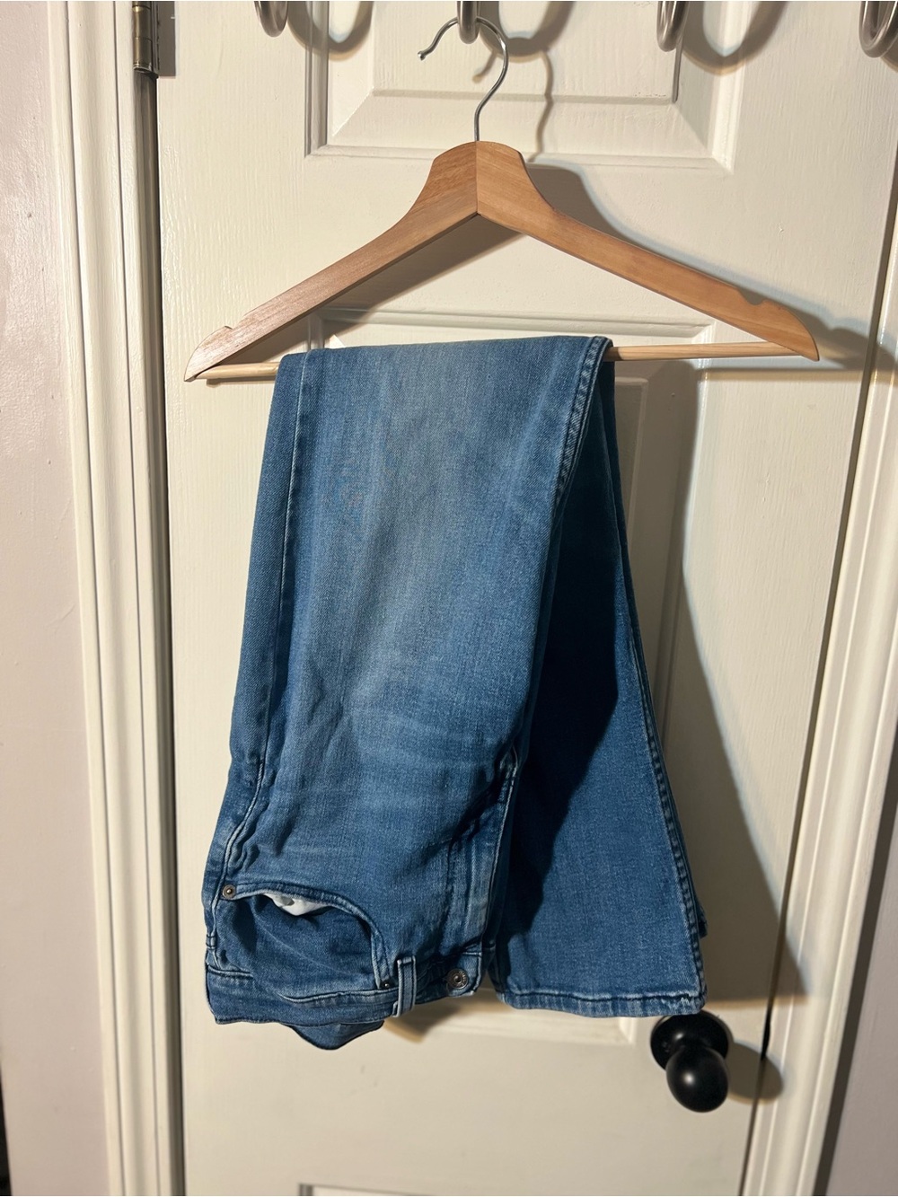 Levi's Men's Medium Blue Straight Jeans